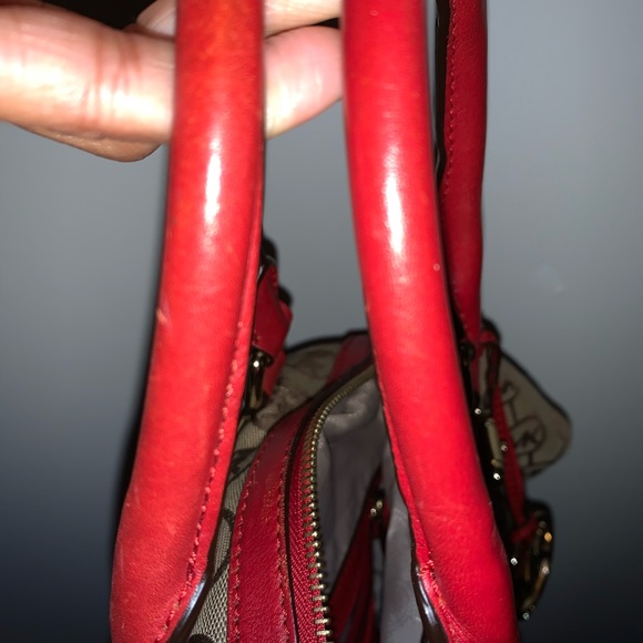 Michael Kors barely used pocketbook - Picture 2 of 8